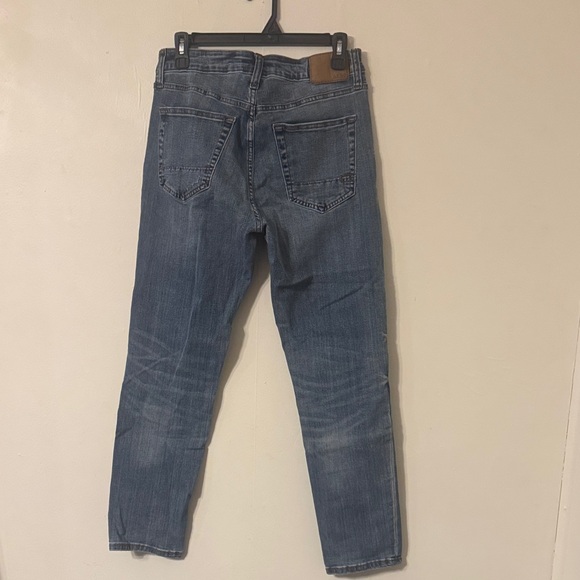 Aeropostale Men's Slim Fit Distressed Denim Jeans - Picture 3 of 5